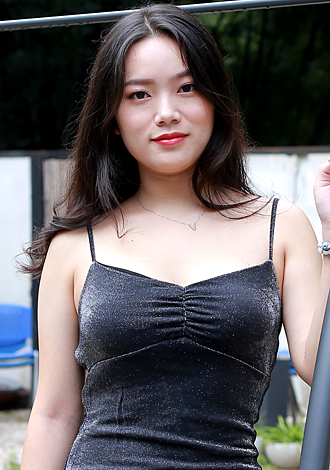 Gorgeous pictures: Jingrong from Beijing, dating, romantic companionship, Asian member