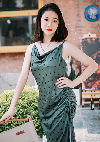 Gorgeous profiles pictures: Leyan, member lone Asian