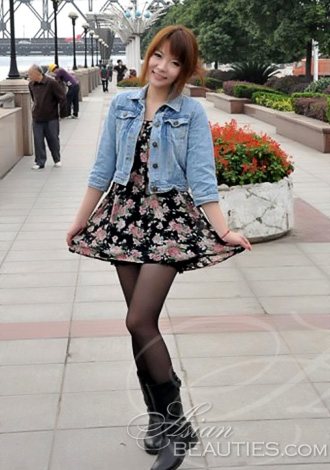 Date the woman of your dreams: free mail order bride Wang Yuxin from Nanchang