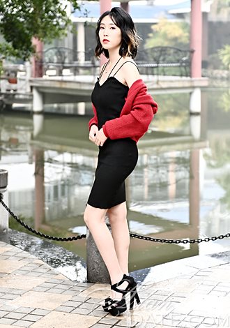 Gorgeous profiles only: China member Shuangman(Miti)