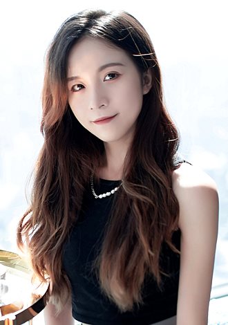 Gorgeous profiles pictures: Jing from Changsha, member in China